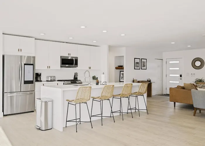 Holiday home Modern Southwest Retreat With Pool Near Old Town Scottsdale