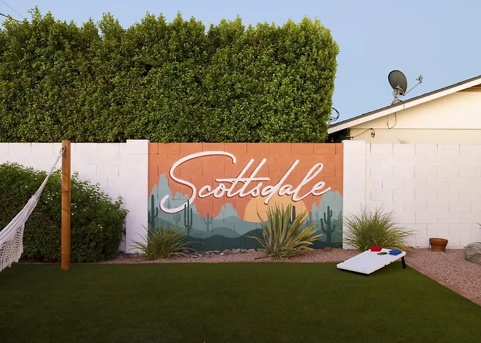 Holiday home Modern Southwest Retreat With Pool Near Old Town Scottsdale