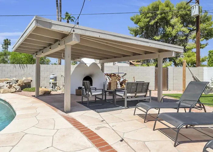 Modern Southwest Retreat With Pool Near Old Town *