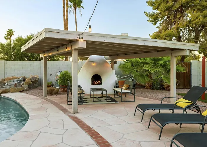 Modern Southwest Retreat With Pool Near Old Town